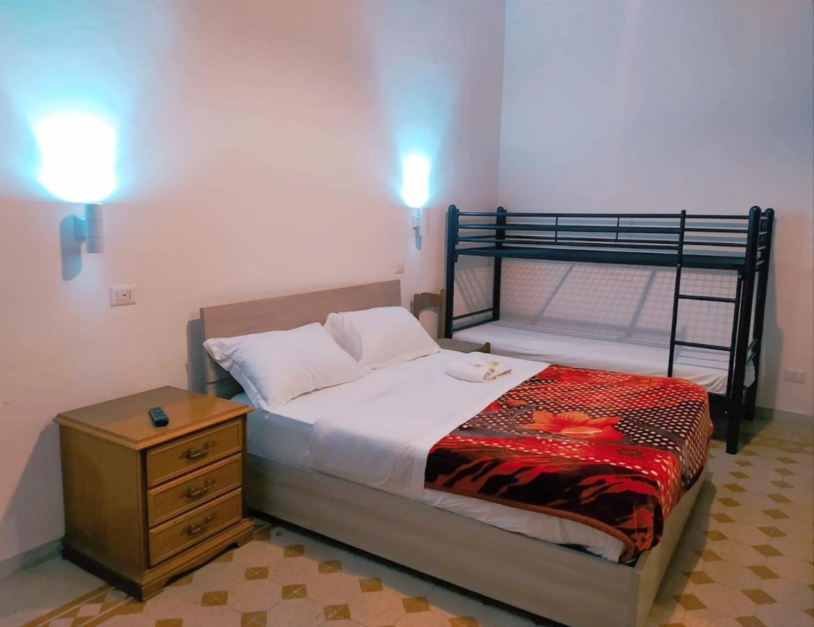 Cattaneo Accomodation Roma Eksteriør bilde